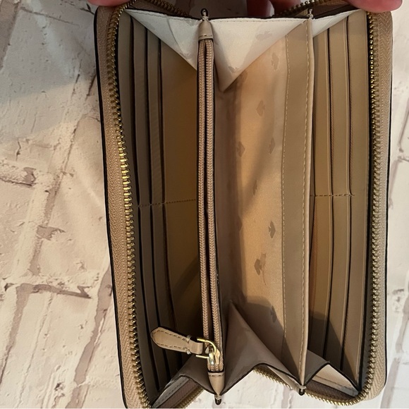 Kate Spade Rose Gold Bag and Matching Wallet - Picture 5 of 7